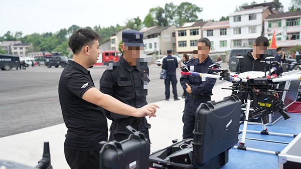 昂鸽集团为成都公共安全单位提供无人机培训与售后服务体系， 助力智慧警务新发展